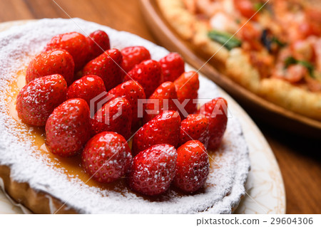 披薩 瑪格麗塔 蛋糕 29604306