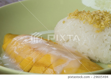 Mango with sticky rice and coconut milk Mango with sticky rice and coconut milk 29605494