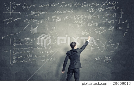 Man writing on blackboard 29609013