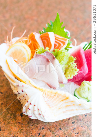 Raw and fresh sashimi 29611073