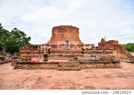 Wat Mahathat in Ayutthaya 29619924