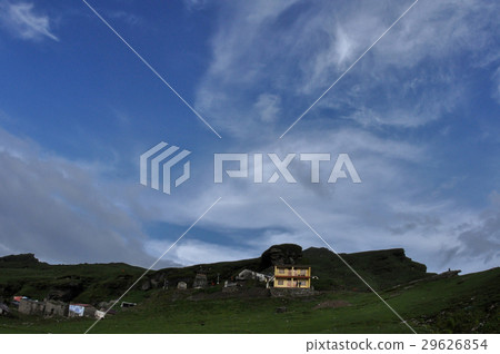 Tungnath Temple (India) Tungnath Temple (India) 29626854