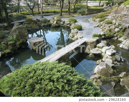 Seniwaoen Seniwaoen 29628160