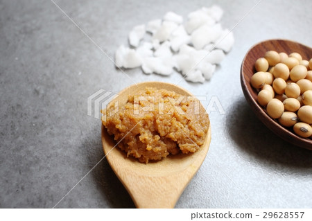 Miso paste 29628557