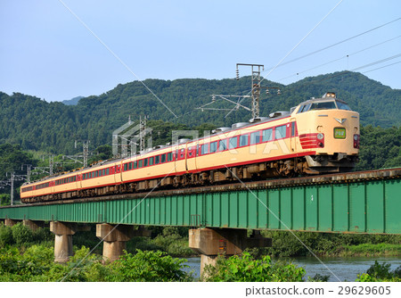 485系T18編隊L特急稻穗過鐵橋 485系T18編隊L特急稻穗過鐵橋 29629605