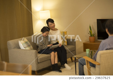 家庭聚會 29637625