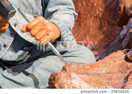Stone carver Stone carver 29638030