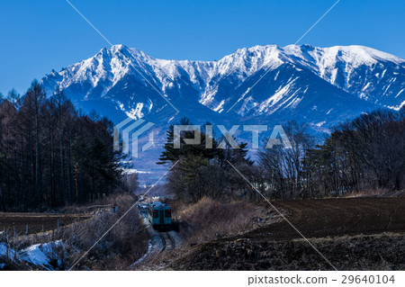 Running down Yatsugatake Volcano Koumi Line Yatsugatake Takahara line Running down Yatsugatake Volcano Koumi Line Yatsugatake Takahara line 29640104