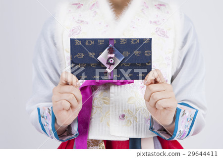 Go out with Korean traditional clothes 'Hanbok' 104 Go out with Korean traditional clothes 'Hanbok' 104 29644411