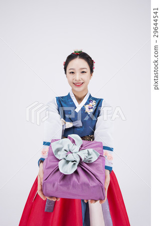 Go out with Korean traditional clothes 'Hanbok' 035 Go out with Korean traditional clothes 'Hanbok' 035 29644541