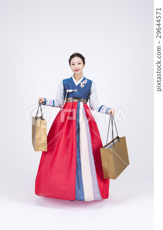 Go out with Korean traditional clothes 'Hanbok' 019 29644571