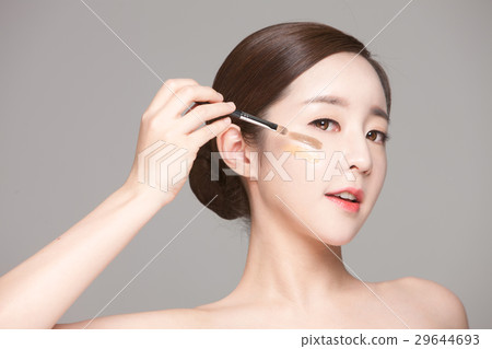 Beauty 152 Beauty 152 29644693