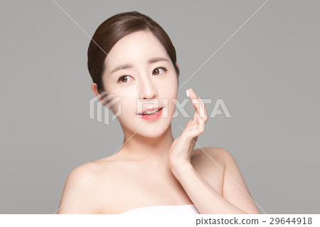 Beauty 199 Beauty 199 29644918
