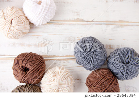 a ball of wool 102 a ball of wool 102 29645384