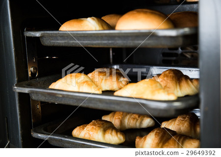 Freshly baked bread 29649392