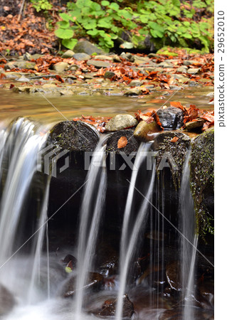 Autumn landscape with river, Carpathian mountains Autumn landscape with river, Carpathian mountains 29652010