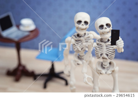 Selfie with work colleague with office background Selfie with work colleague with office background 29654615