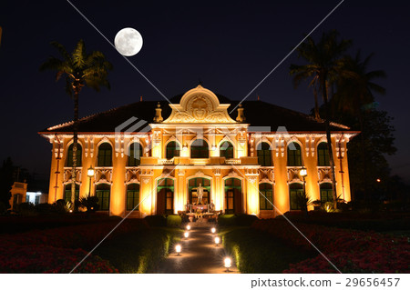 Chao Phraya Abhaibhubejhr Hospital Chao Phraya Abhaibhubejhr Hospital 29656457