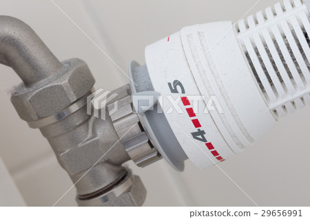 Temperature knob of radiator, used and dusty Temperature knob of radiator, used and dusty 29656991