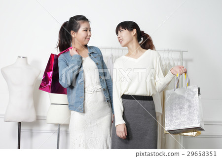 購物的女人 購物的女人 29658351