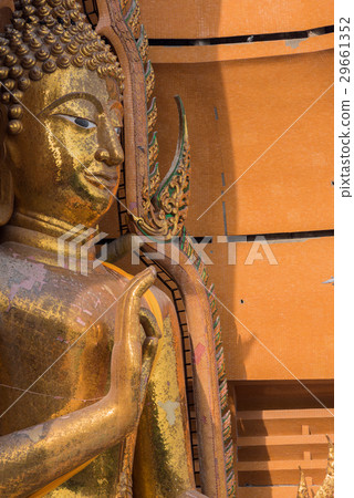 Big buddha statue at Wat Tham Seu 29661352