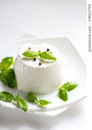 Ricotta cheese Ricotta cheese 29663709