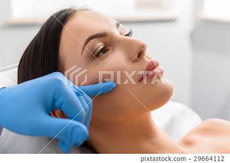 Therapeutic describing serene woman about beauty Therapeutic describing serene woman about beauty 29664112