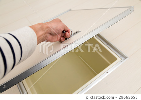 新建的地板下存儲 29665653