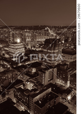 Vancouver rooftop view 29670600