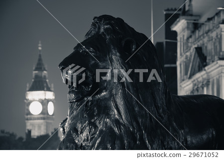 Trafalgar Square 29671052