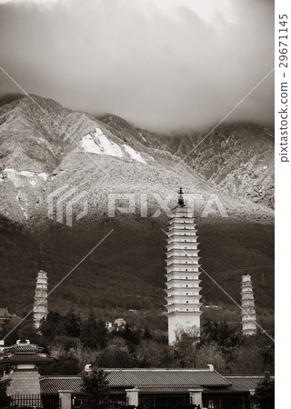 Dali pagoda 29671145