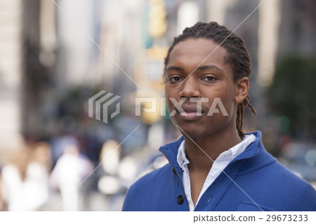 Portrait of pedestrian in city Portrait of pedestrian in city 29673233