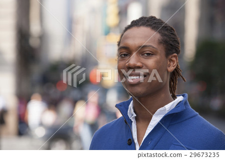 Portrait of pedestrian in city Portrait of pedestrian in city 29673235