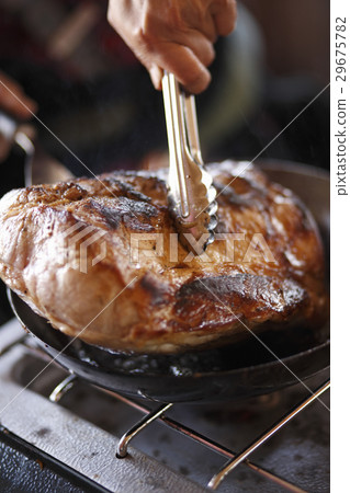 烤豬肉 烤豬肉 29675782