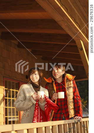 Couple's tea time Couple's tea time 29676316