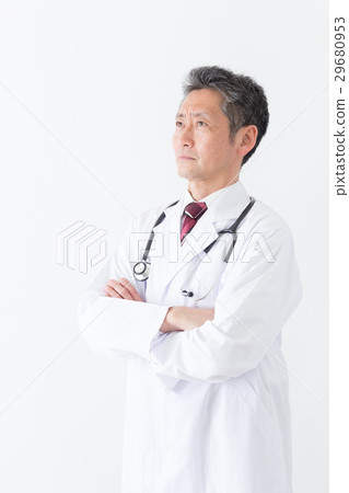 A doctor 29680953