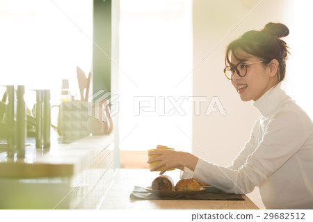Northern Europe girls breakfast meal women 29682512