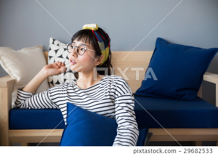 Scandinavian women's relaxing woman portrait 29682533