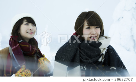 冬季女孩旅行索道 29682707