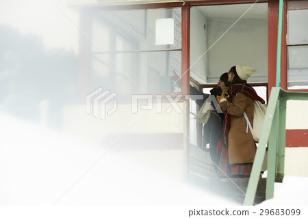 冬天女孩旅途雪風景駐地 29683099