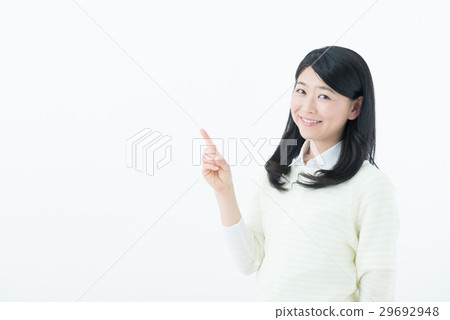 young woman young woman 29692948