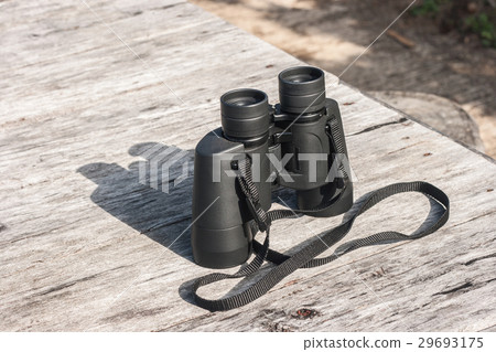 Binoculars 29693175