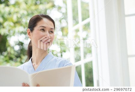 中間夫婦醫療圖像 29697072