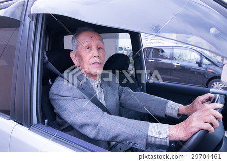 高級駕駛員返回執照 高級駕駛員返回執照 29704461