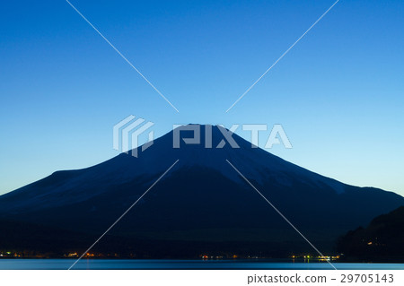 富士山在日落Yamanakako 富士山在日落Yamanakako 29705143