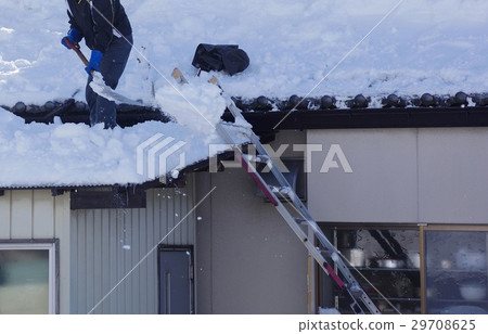 在屋頂上下雪，在屋頂上下雪 29708625