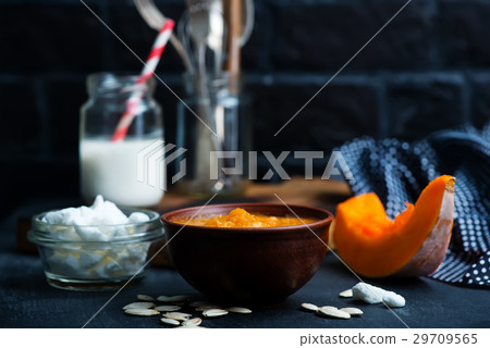 pumpkin porridge 29709565