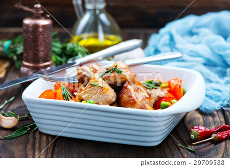 with vegetables with vegetables 29709588