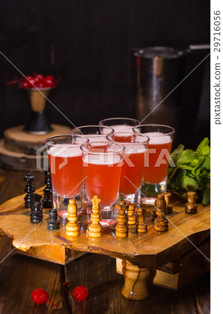 Singapore shot a set with gin and cherry brandy 29716056