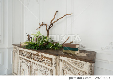 Romantic autumn scenery for photo shoots. Old Romantic autumn scenery for photo shoots. Old 29719903